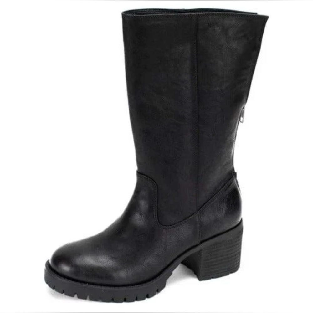 Yellow box tame moto boots